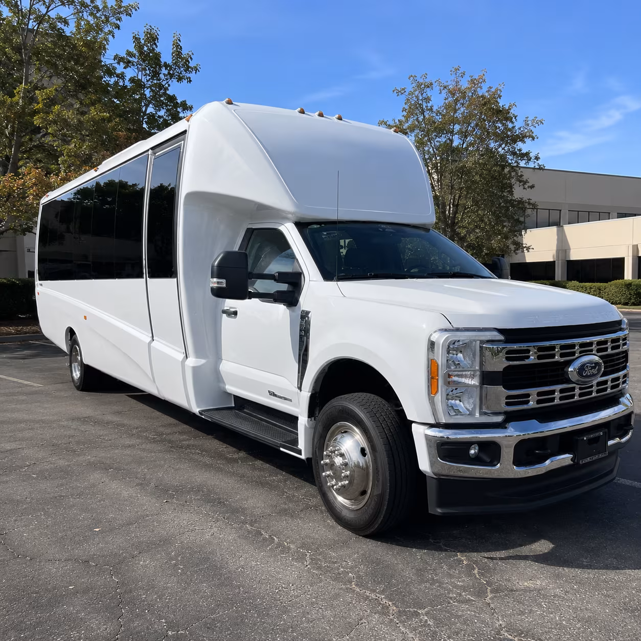bremertoncharterbuscompany com is how bremerton groups get to woodinville wine country