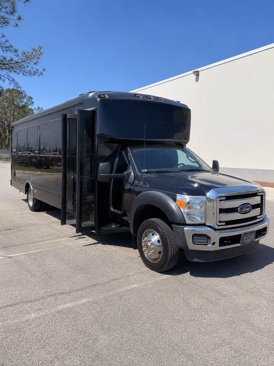 burien prom party bus and charter bus rentals