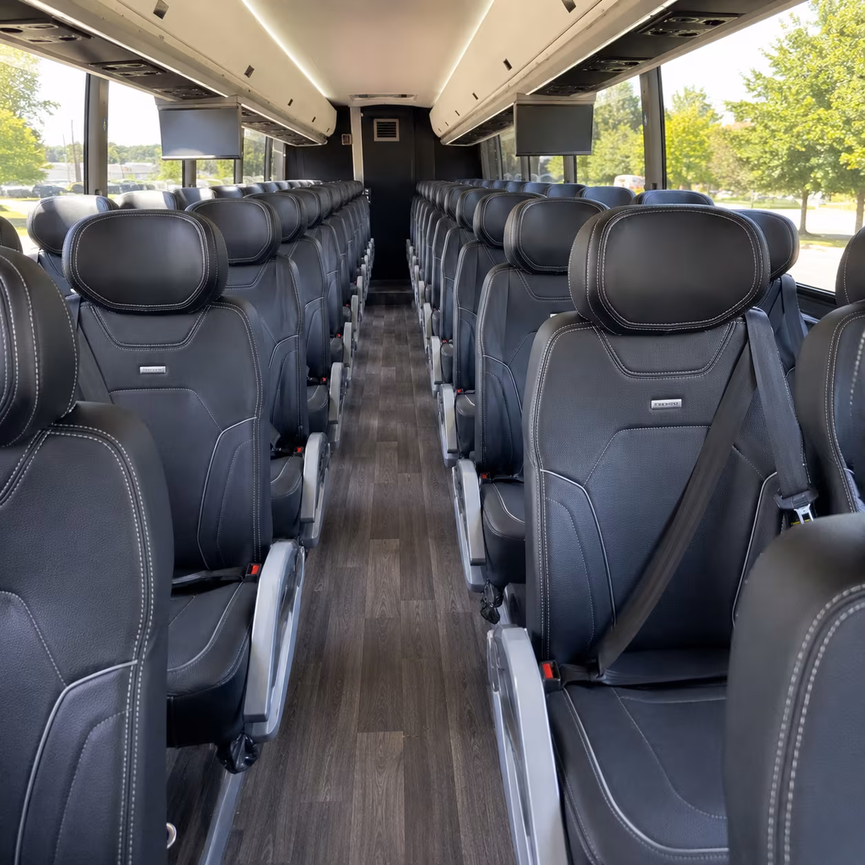 edmonds ease daily commutes with edmonds charter buses