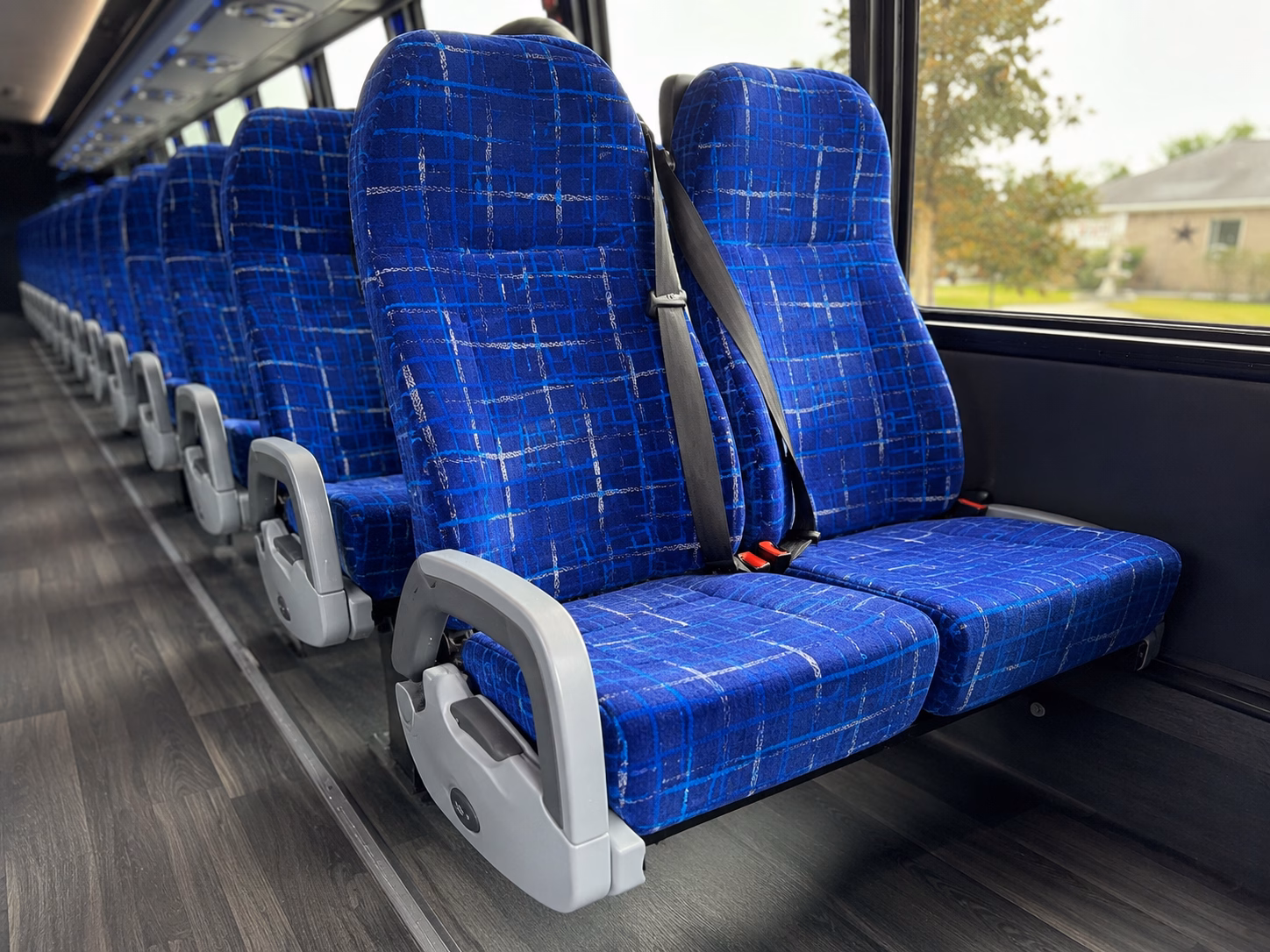 edmonds simplify your journey with edmonds long distance charter bus rentals