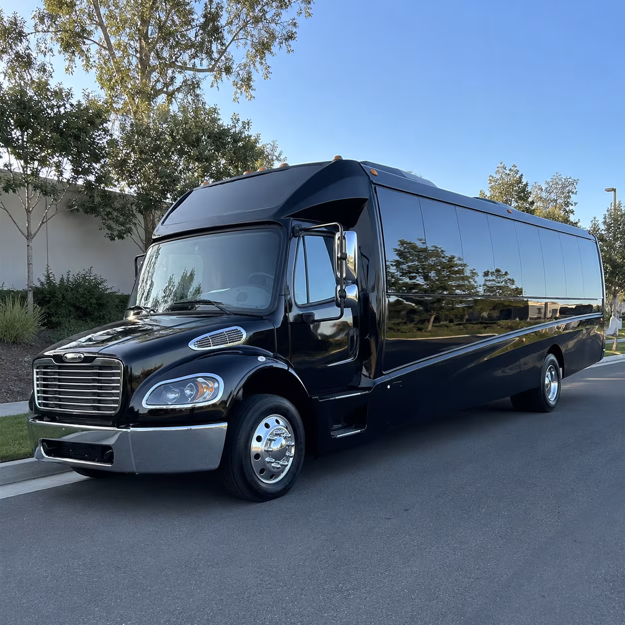 event buses for naval base kitsap homecomings and military ceremonies