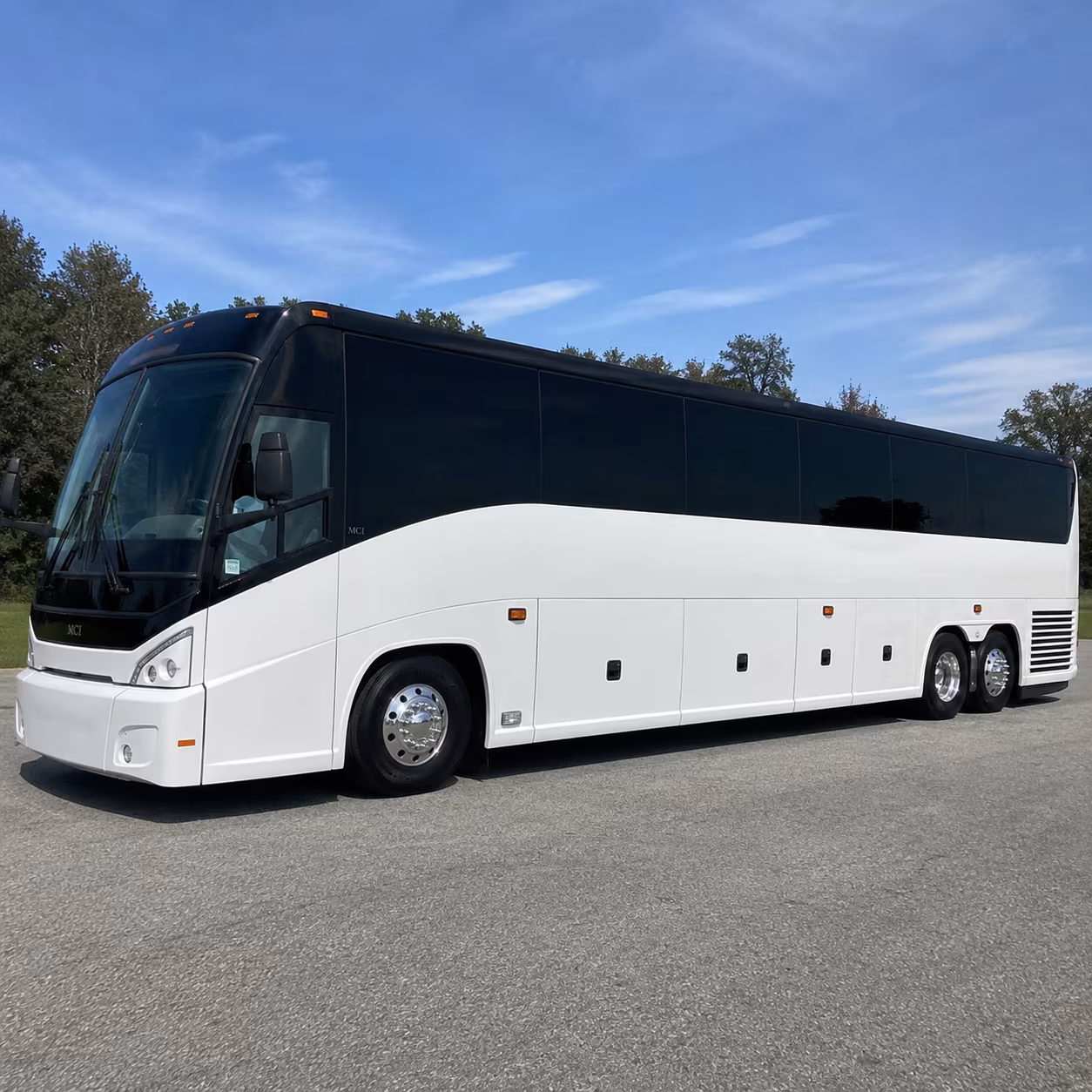 lynnwood charter buses for corporate transportation