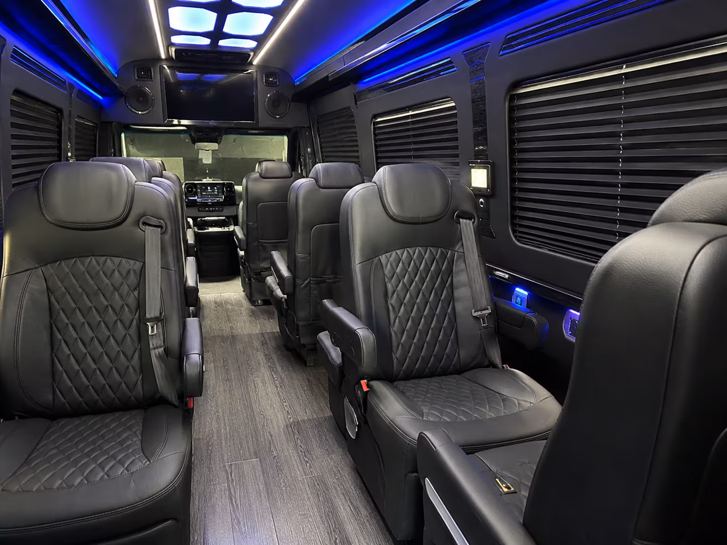 shoreline corporate bus rentals for meetings and conferences