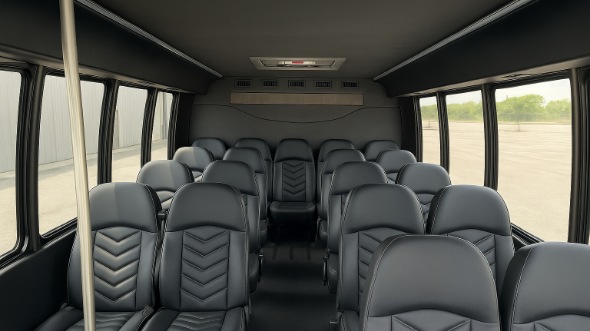bremerton 30 passenger minibus rental
